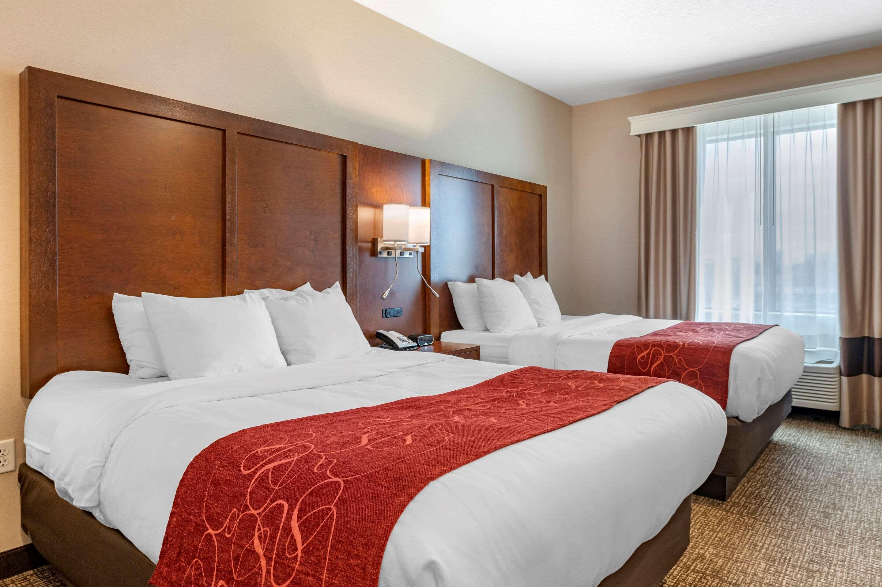 Comfort Suites Columbus Airport Екстер'єр фото