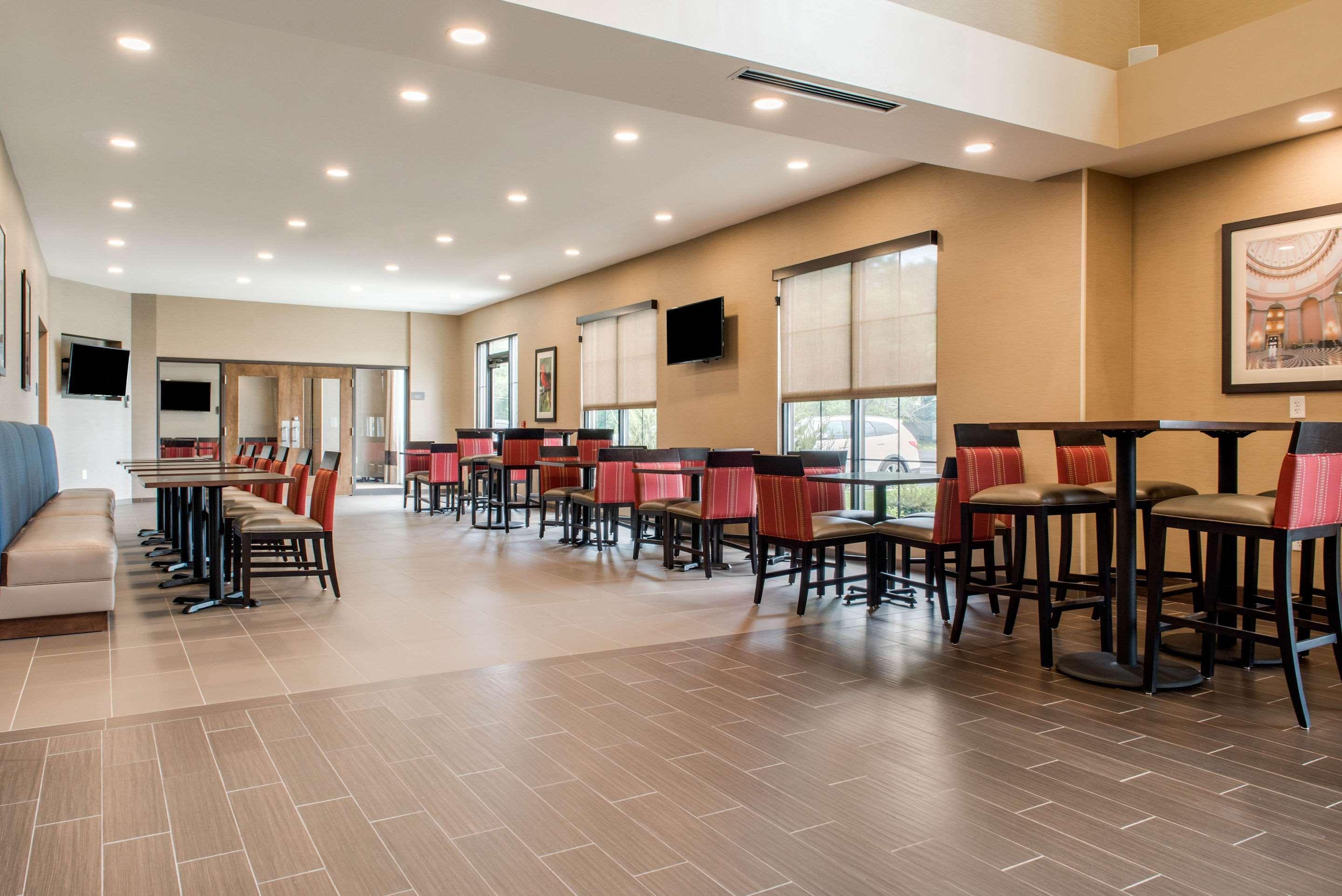 Comfort Suites Columbus Airport Екстер'єр фото