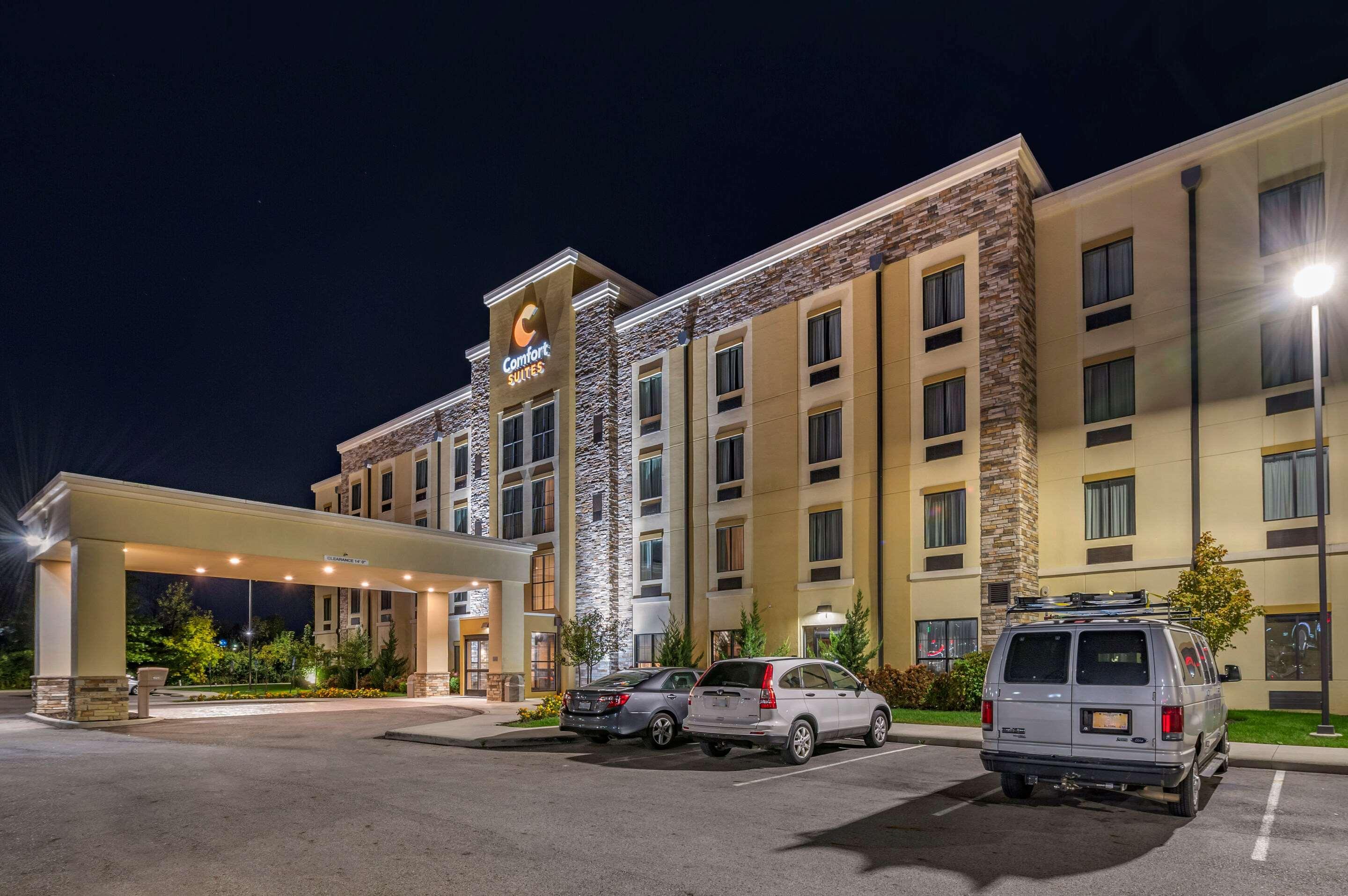 Comfort Suites Columbus Airport Екстер'єр фото
